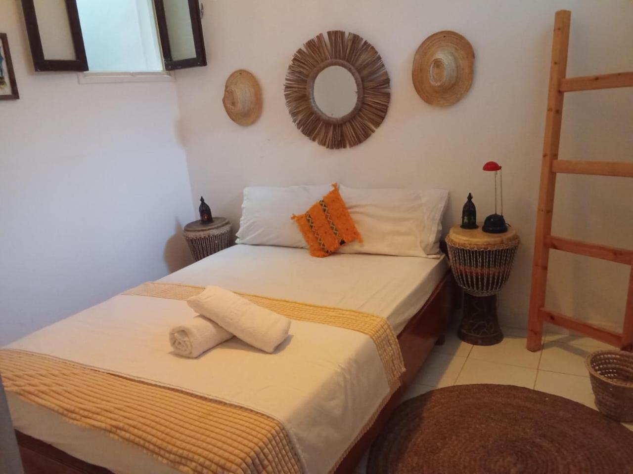 Surfer Rosa Hostel Tamraght Dış mekan fotoğraf