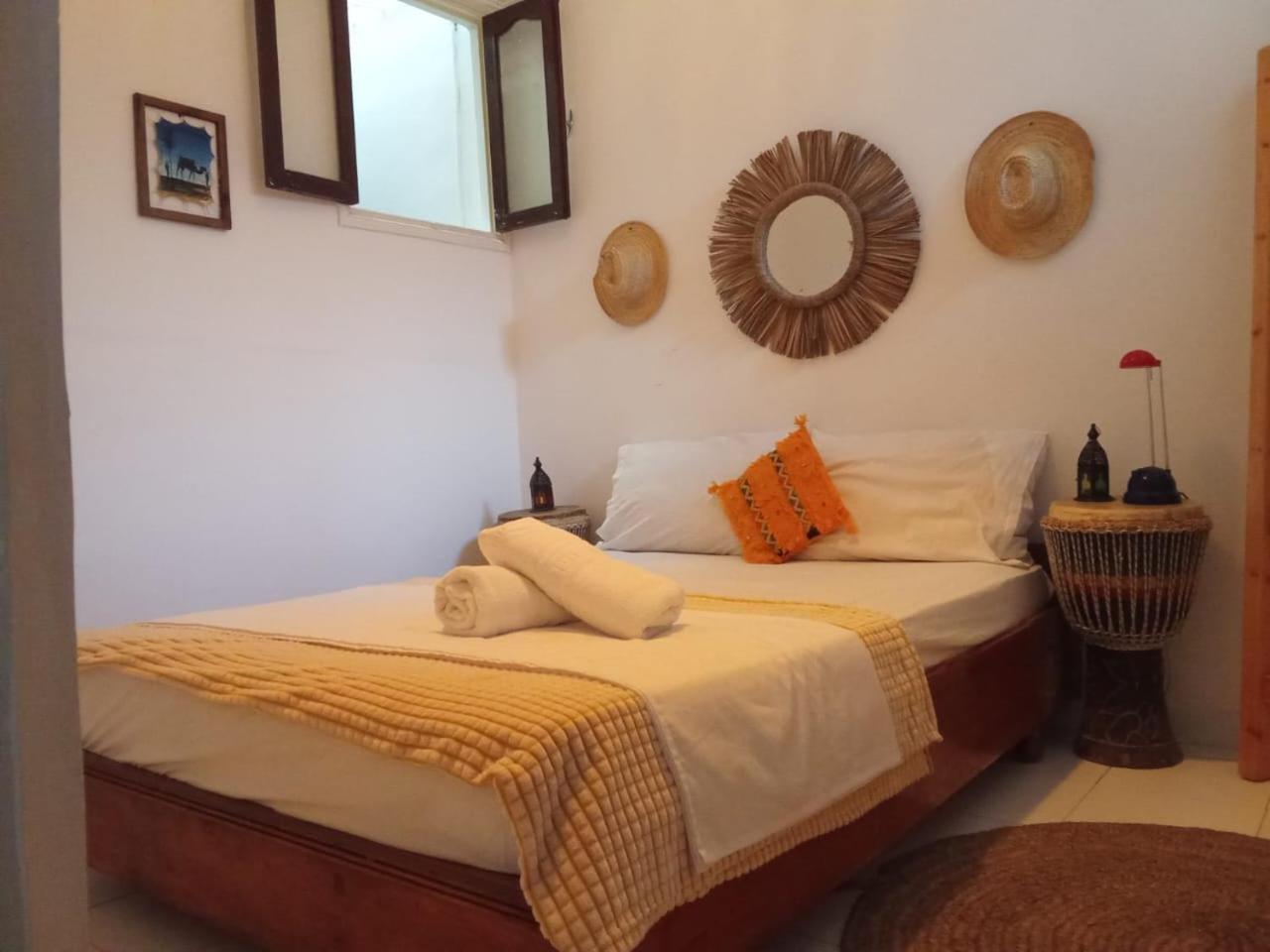 Surfer Rosa Hostel Tamraght Dış mekan fotoğraf